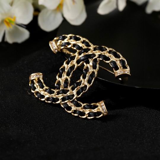 Chanel Brooch 12lyh88 (1)
