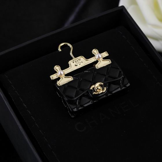 Chanel Brooch 12lyh89 (5)