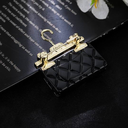 Chanel Brooch 12lyh89 (6)