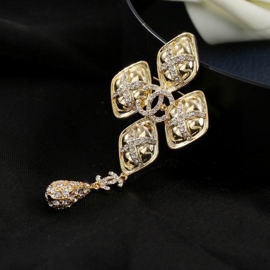 Chanel Brooch 12lyh92 (8)