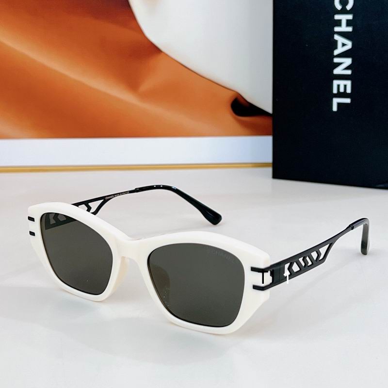 Chanel CH6826 53 20-147 a03