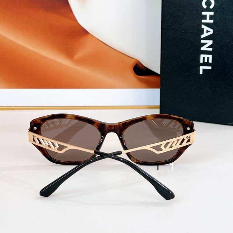 Chanel CH6826 53 20-147 a05