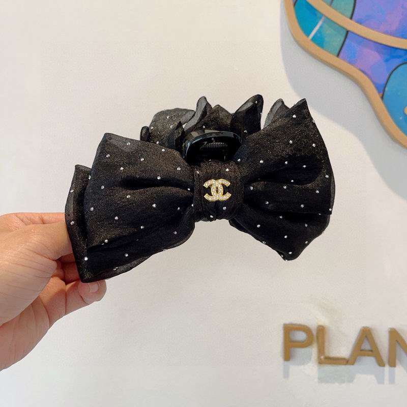 Chanel Hair Grab Clip hh (115)