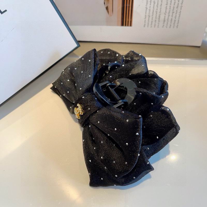Chanel Hair Grab Clip hh (117)