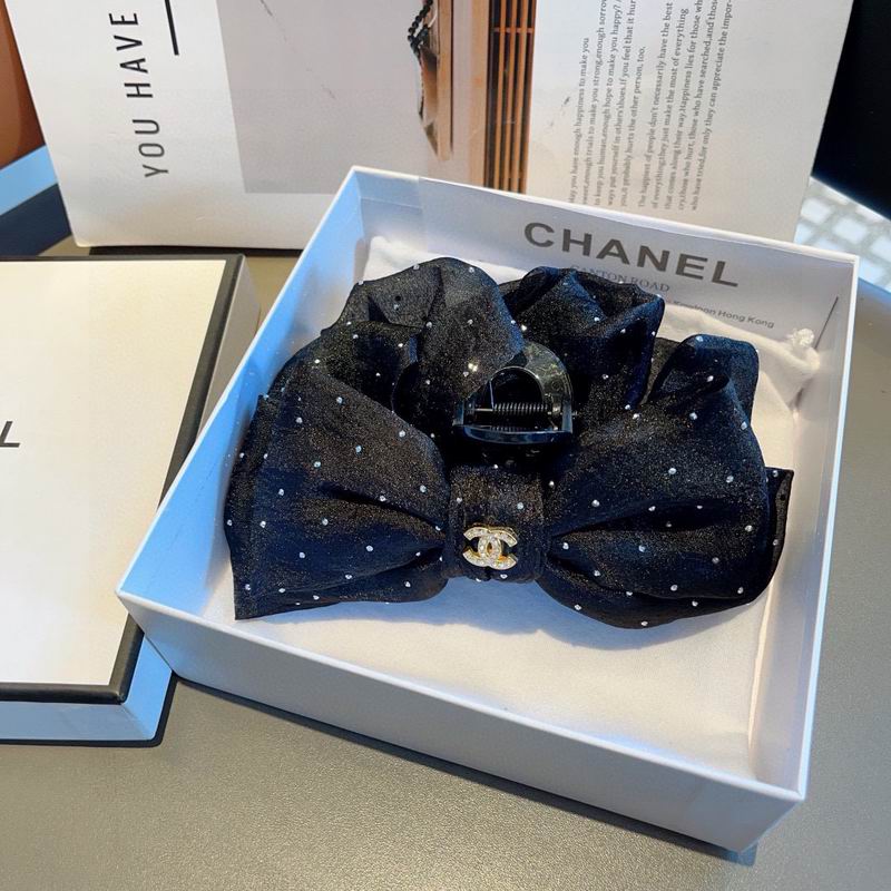 Chanel Hair Grab Clip hh (119)
