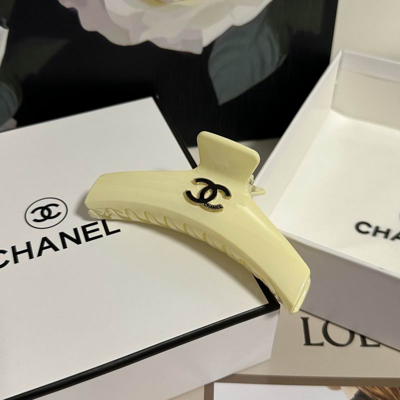 Chanel Hair Grab Clip hh (135)