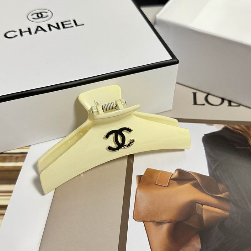 Chanel Hair Grab Clip hh (136)