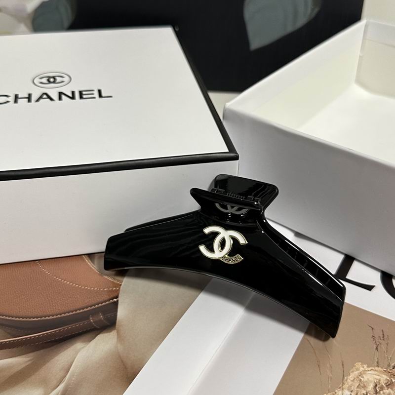 Chanel Hair Grab Clip hh (143)