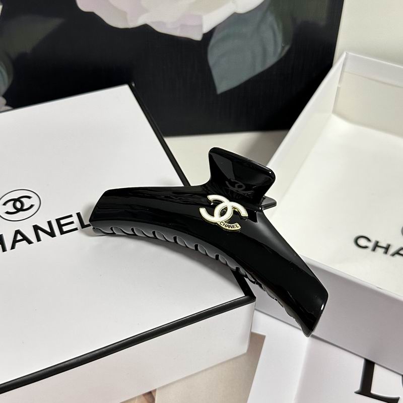 Chanel Hair Grab Clip hh (144)