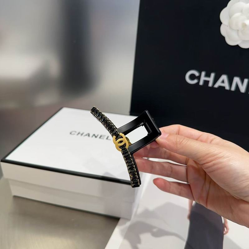 Chanel Hair Grab Clip hh (150)