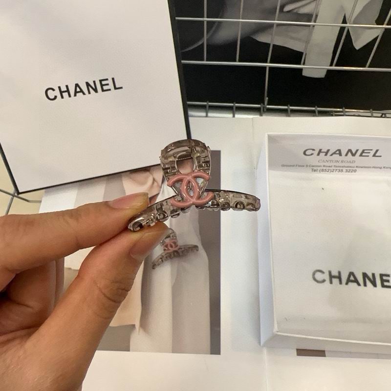 Chanel Hair Grab Clip hh (168)