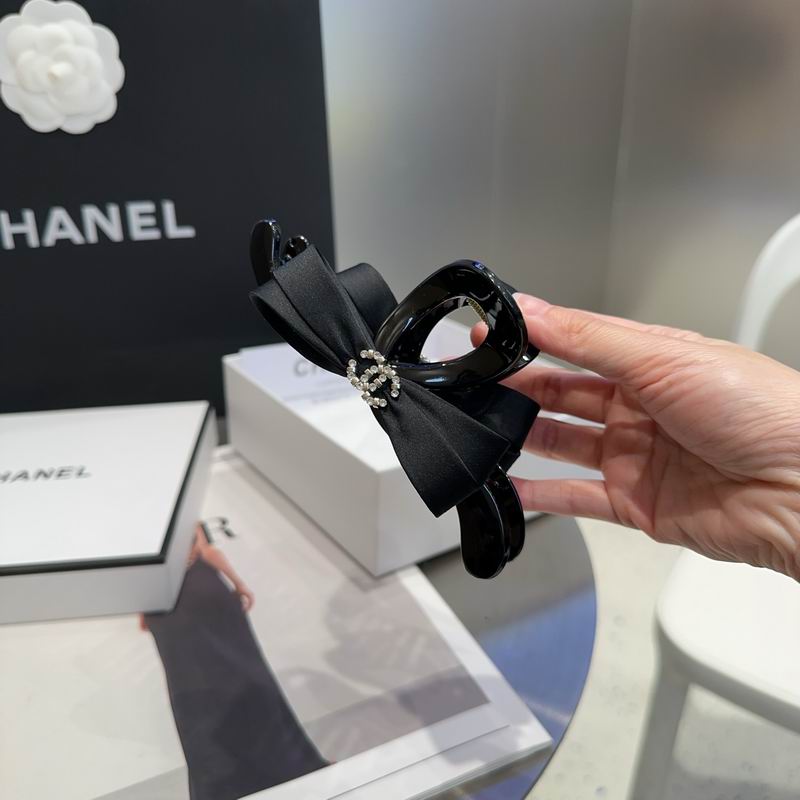 Chanel Hair Grab Clip hh (175)