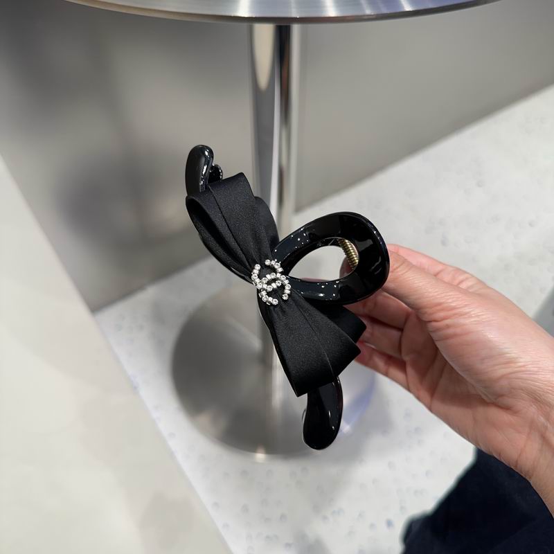 Chanel Hair Grab Clip hh (176)