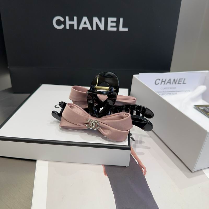 Chanel Hair Grab Clip hh (180)