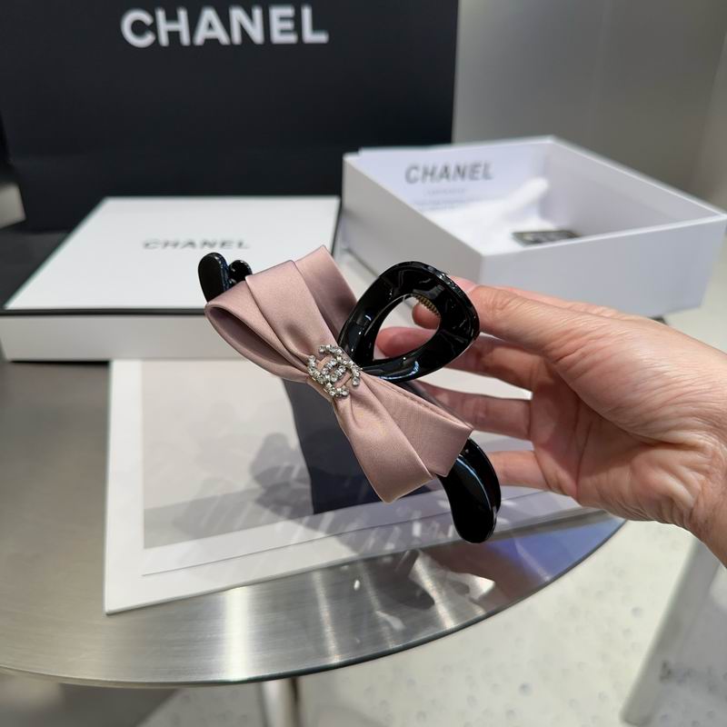 Chanel Hair Grab Clip hh (182)