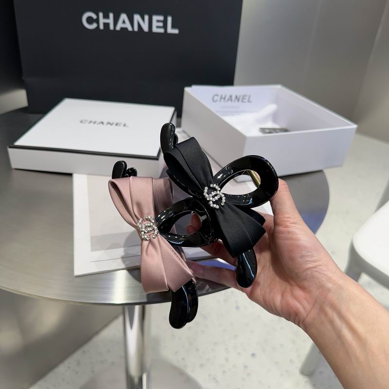 Chanel Hair Grab Clip hh (186)