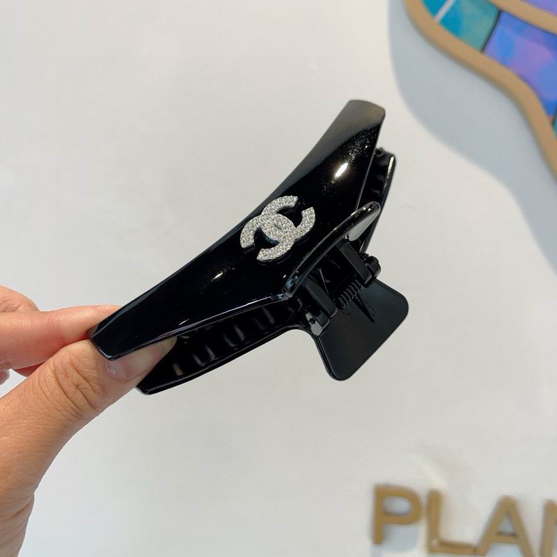 Chanel Hair Grab Clip hh (19)