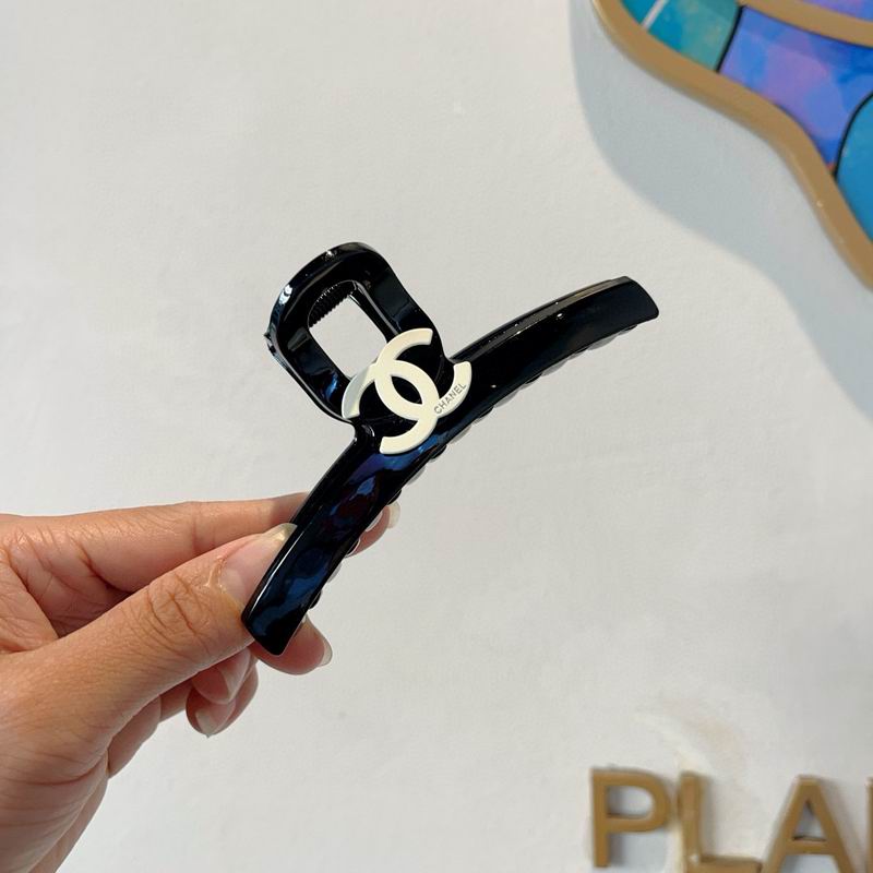 Chanel Hair Grab Clip hh (2)