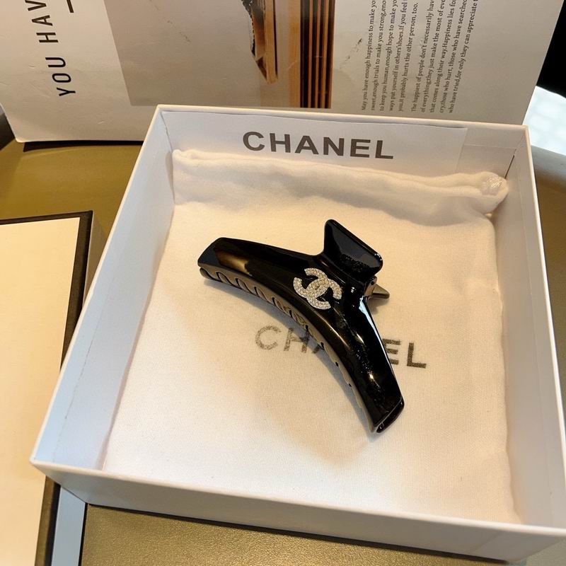 Chanel Hair Grab Clip hh (22)