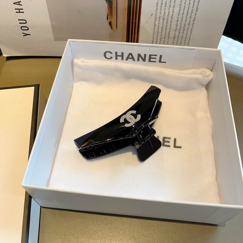 Chanel Hair Grab Clip hh (23)