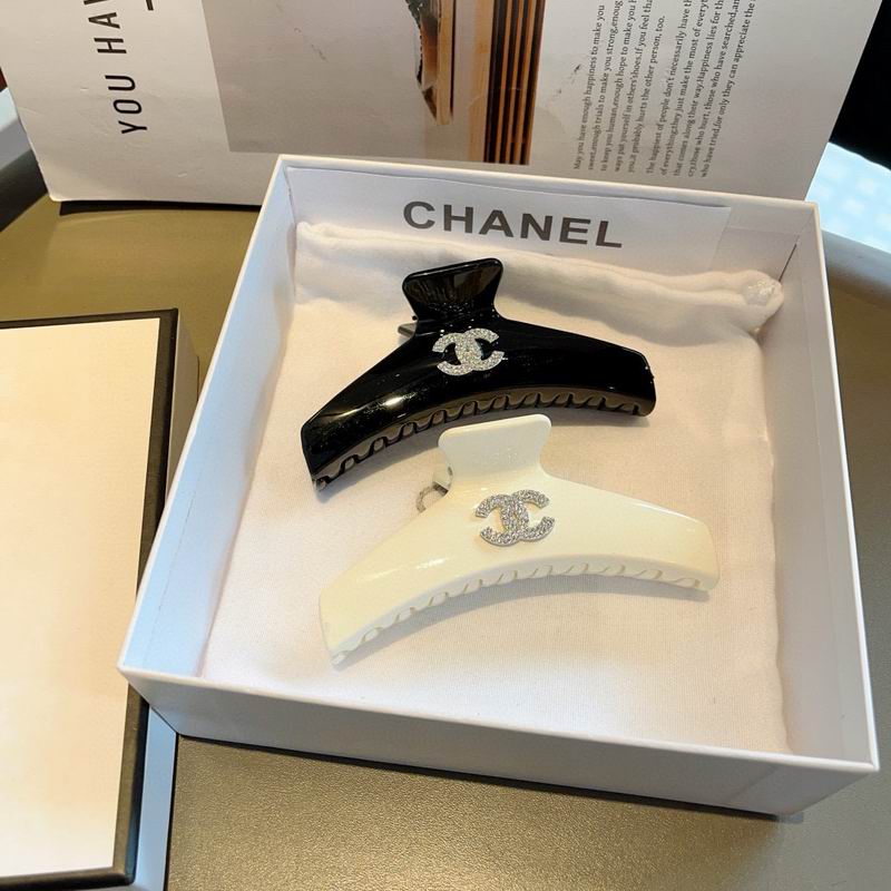Chanel Hair Grab Clip hh (24)