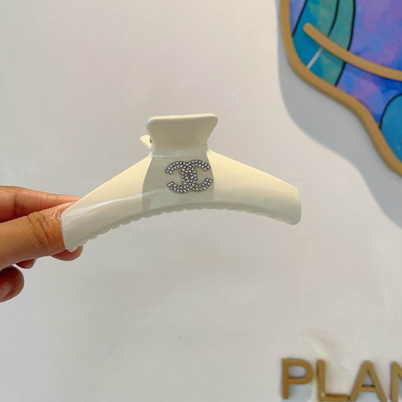 Chanel Hair Grab Clip hh (27)