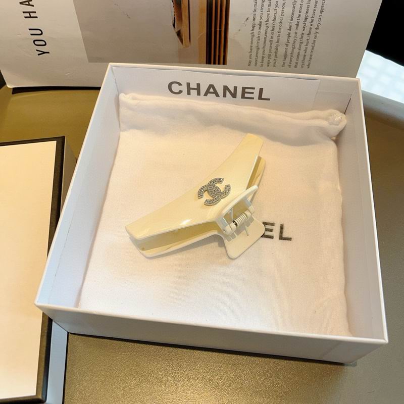 Chanel Hair Grab Clip hh (30)