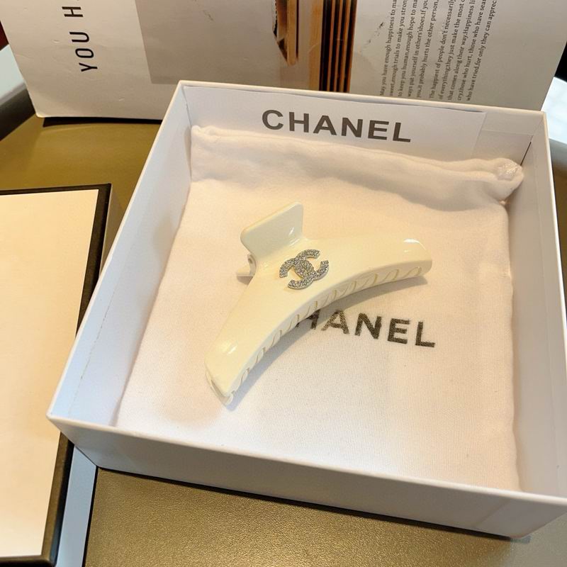 Chanel Hair Grab Clip hh (31)
