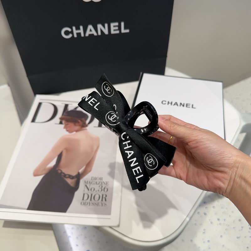 Chanel Hair Grab Clip hh (36)