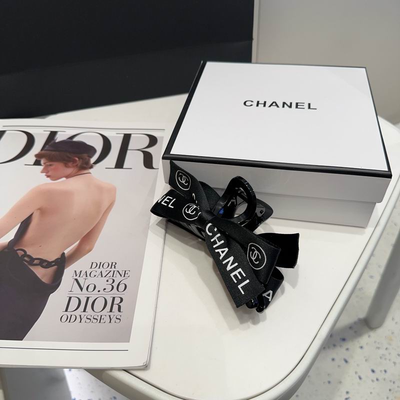 Chanel Hair Grab Clip hh (37)