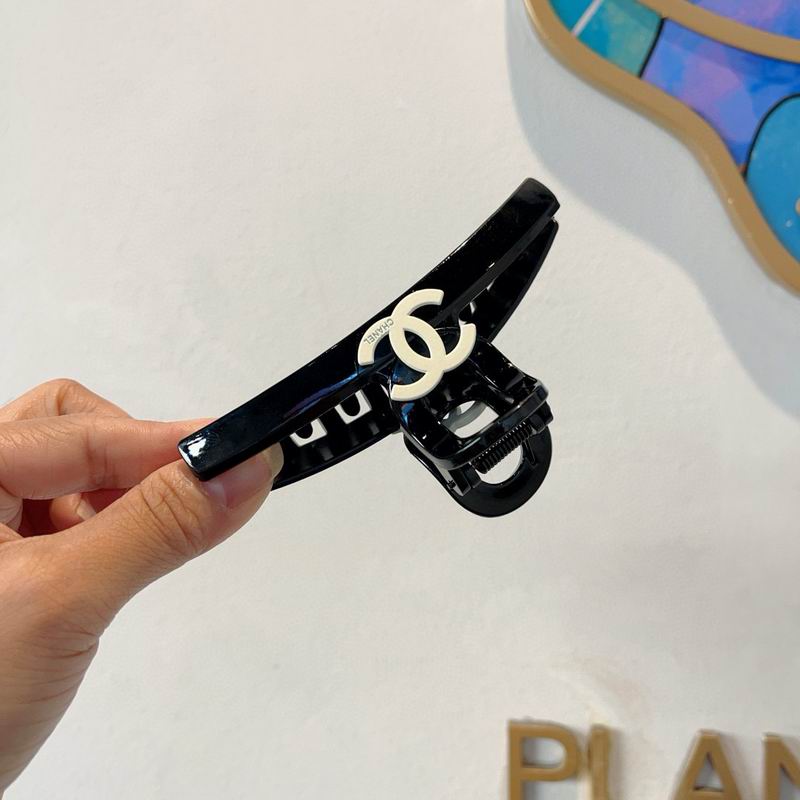 Chanel Hair Grab Clip hh (4)