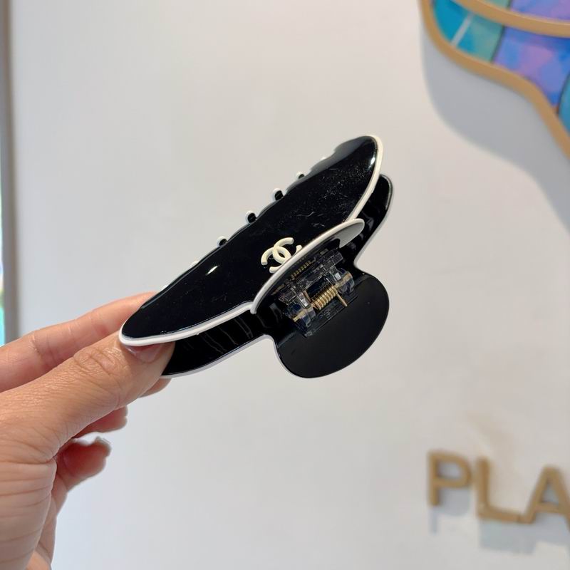 Chanel Hair Grab Clip hh (43)