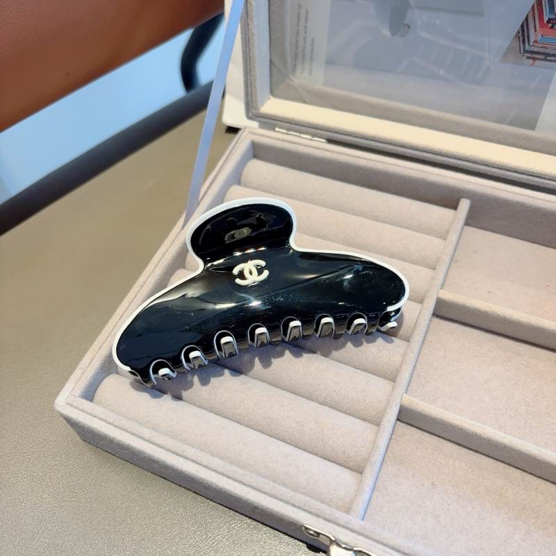 Chanel Hair Grab Clip hh (46)