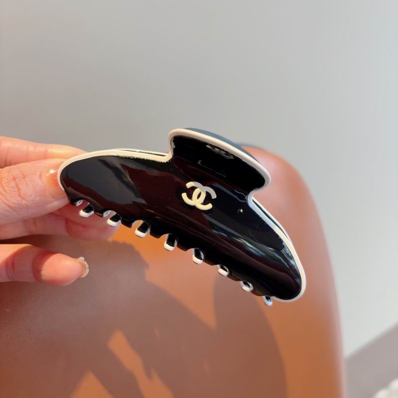 Chanel Hair Grab Clip hh (47)