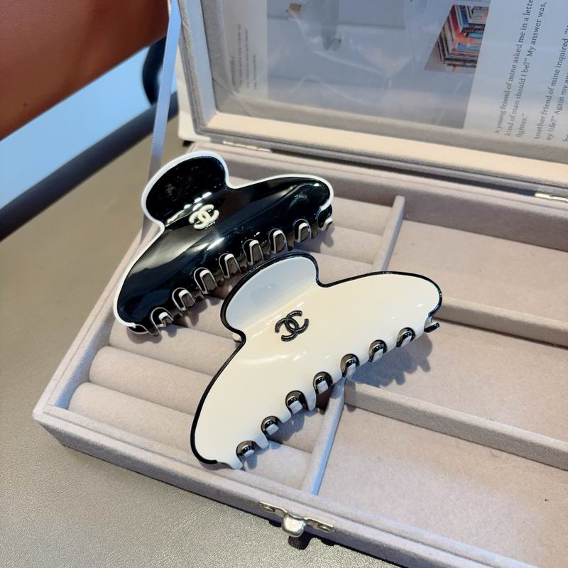 Chanel Hair Grab Clip hh (58)
