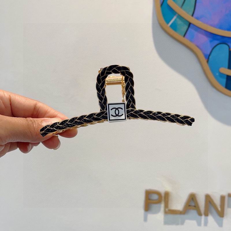 Chanel Hair Grab Clip hh (59)