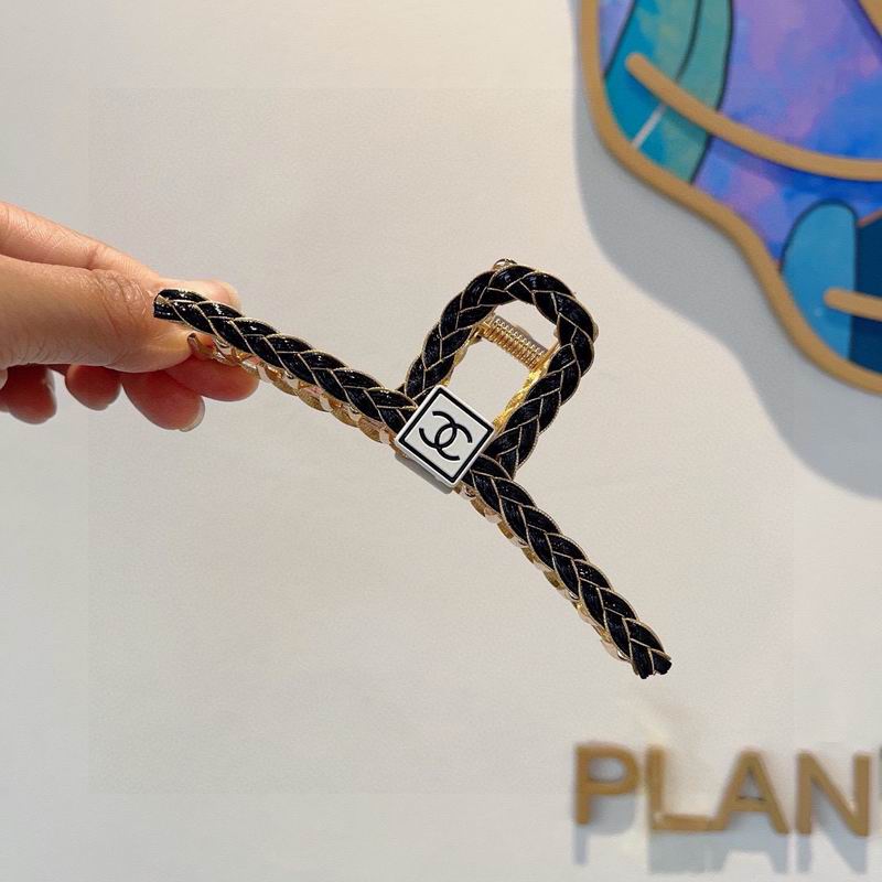 Chanel Hair Grab Clip hh (60)