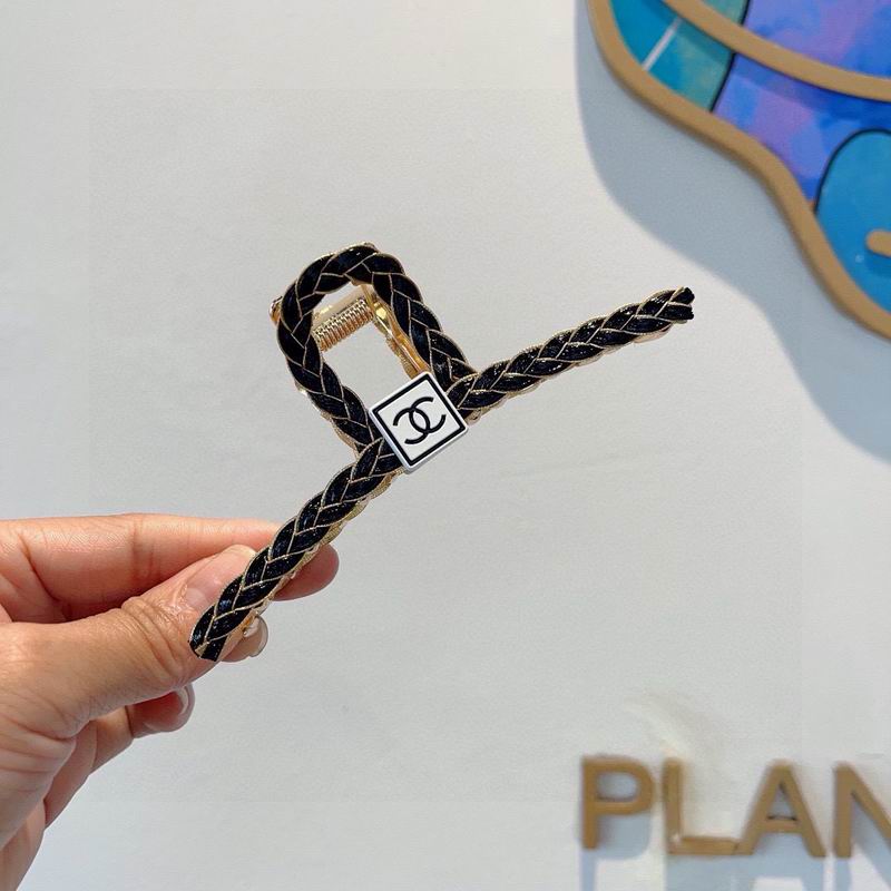 Chanel Hair Grab Clip hh (61)