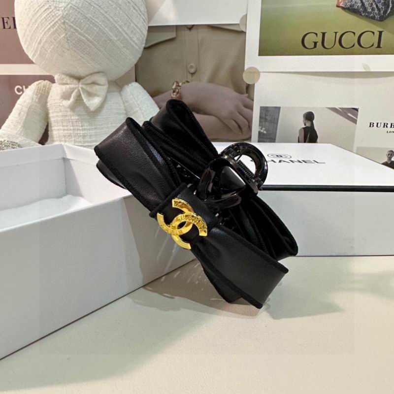 Chanel Hair Grab Clip hh (81)