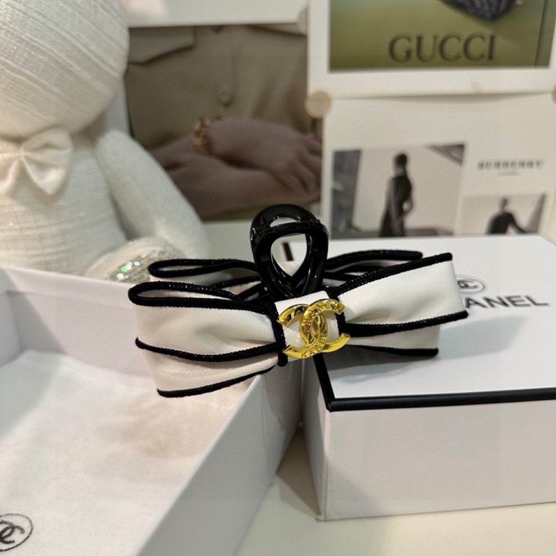 Chanel Hair Grab Clip hh (89)