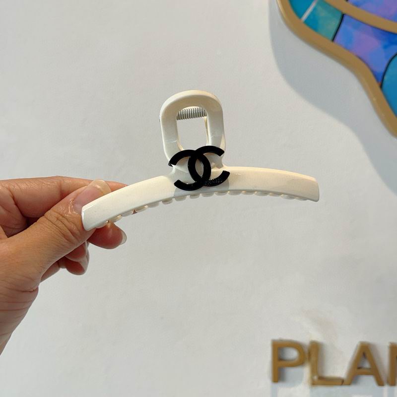 Chanel Hair Grab Clip hh (9)
