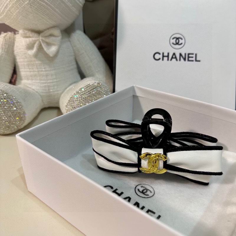 Chanel Hair Grab Clip hh (91)