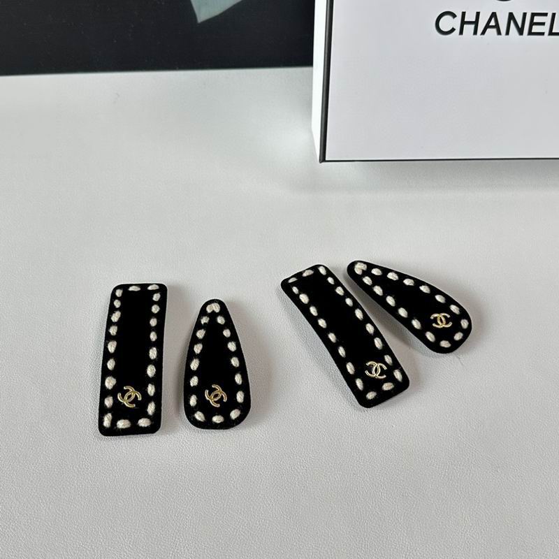 Chanel Hairpin hh (98)
