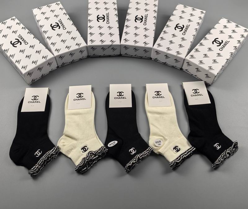 Chanel Socks 17 (1)