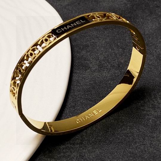 Chanel bracelet 12lyh43 (4)