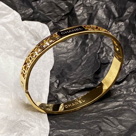 Chanel bracelet 12lyh43 (5)