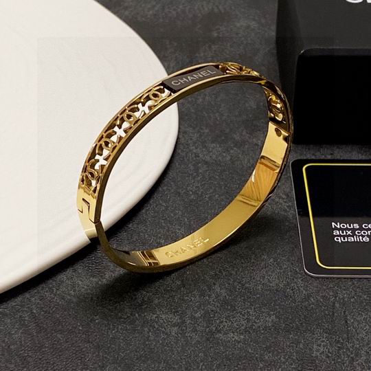 Chanel bracelet 12lyh43 (7)