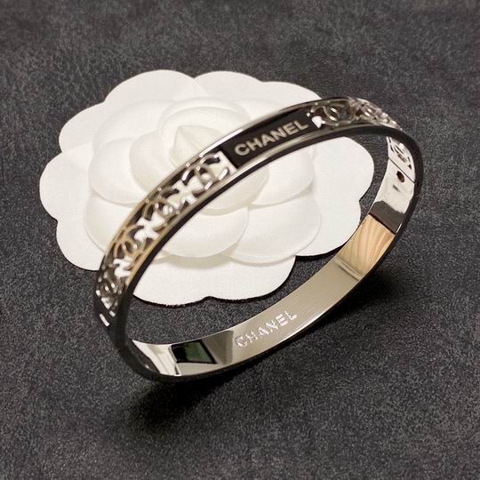 Chanel bracelet 12lyh44 (3)