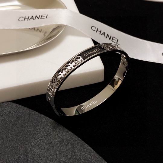 Chanel bracelet 12lyh44 (6)