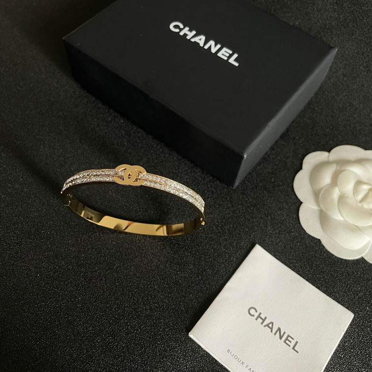 Chanel bracelet 12lyh46 (2)